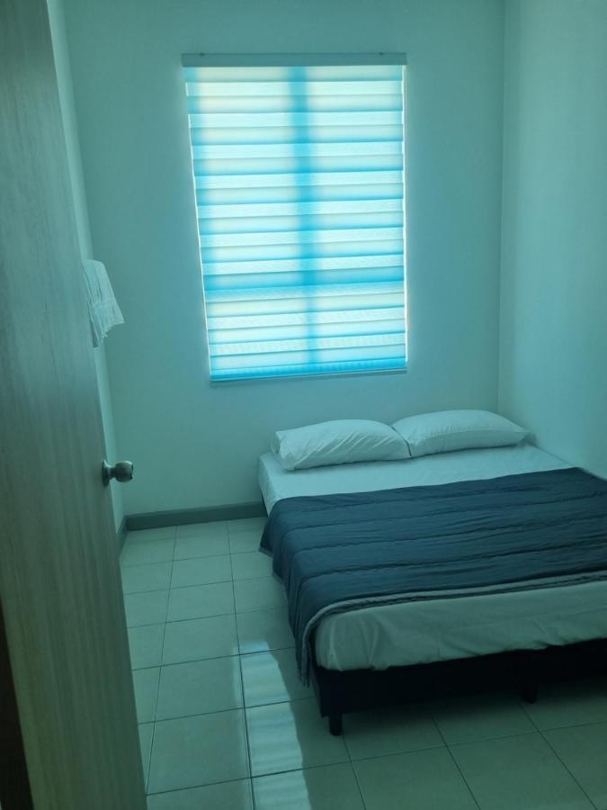 Seaside Haven Homestay Seaview Unit With Pool Opposite Ktcc & Mayang Mall - Pangsapuri Ladang Tanjung Kuala Terengganu Exterior foto
